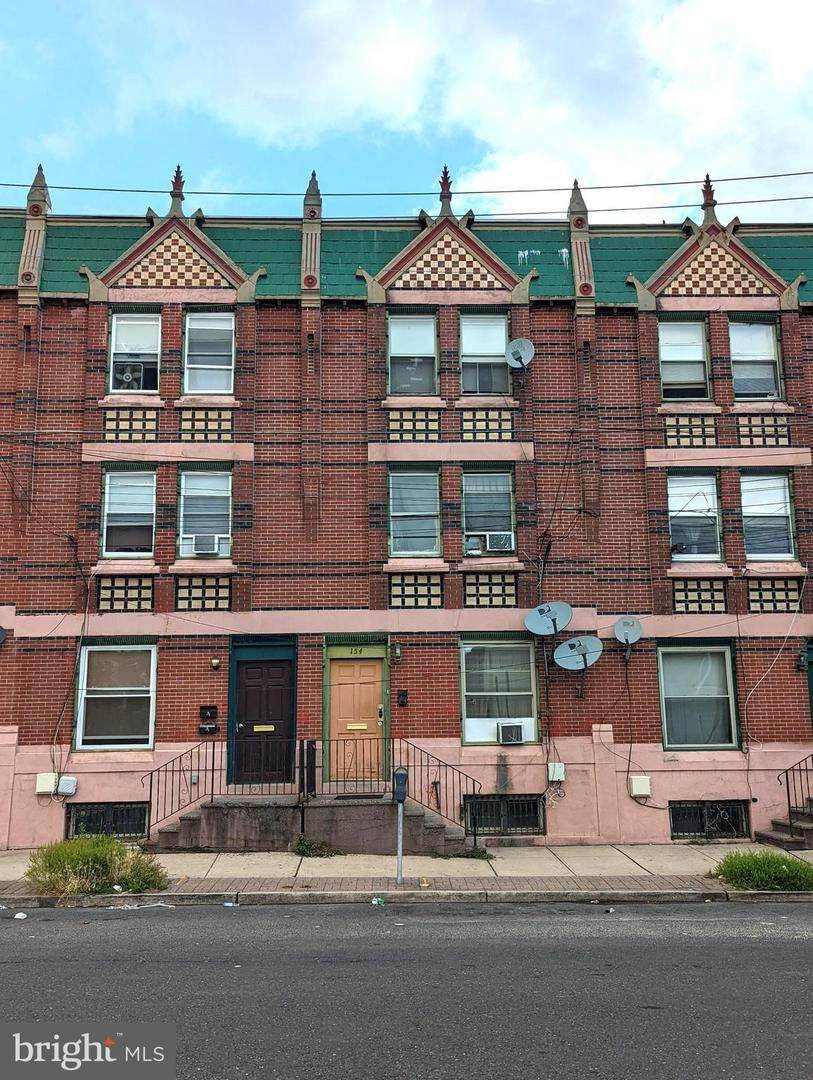 154 Hanover Street - Photo 1