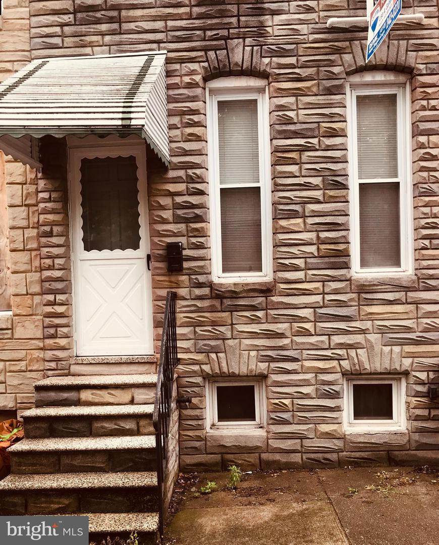 320 Woodyear Street - Photo 1