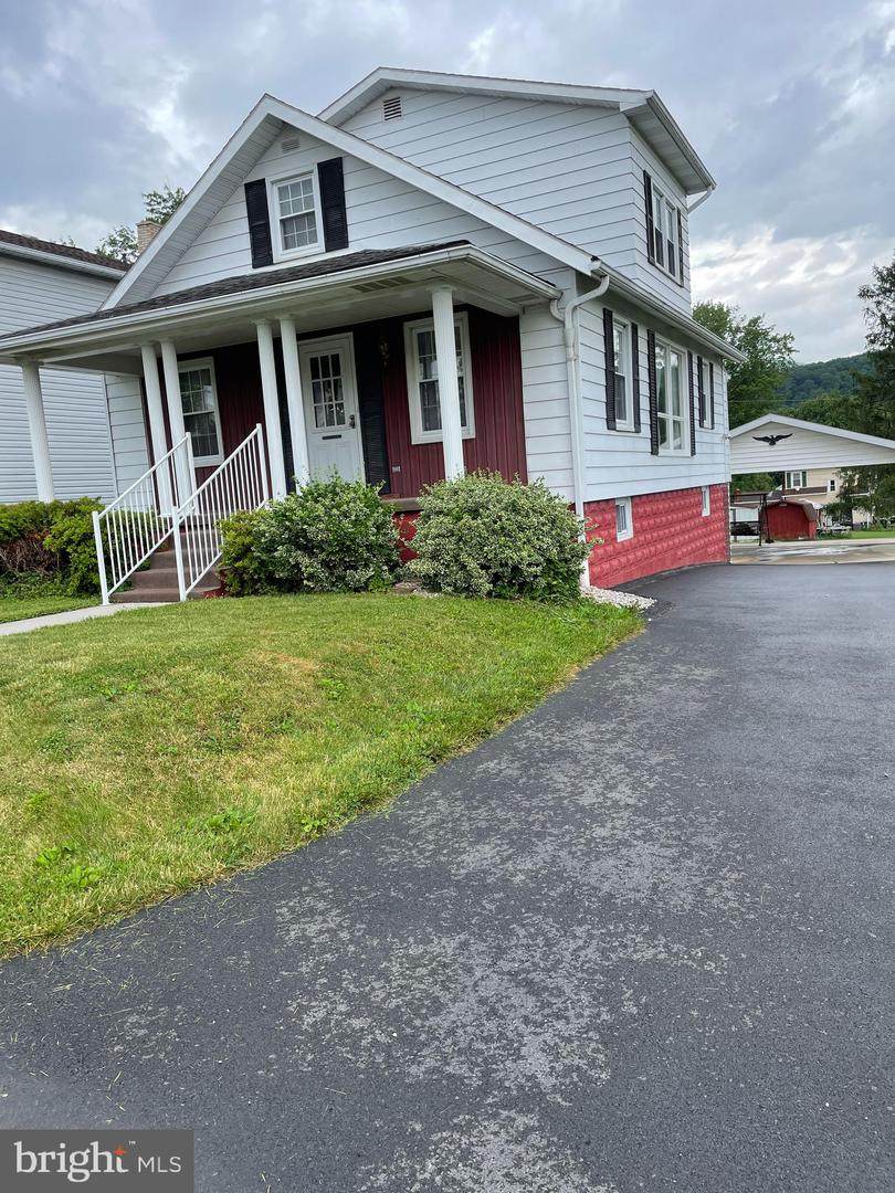 12817 Mckay Avenue - Photo 1