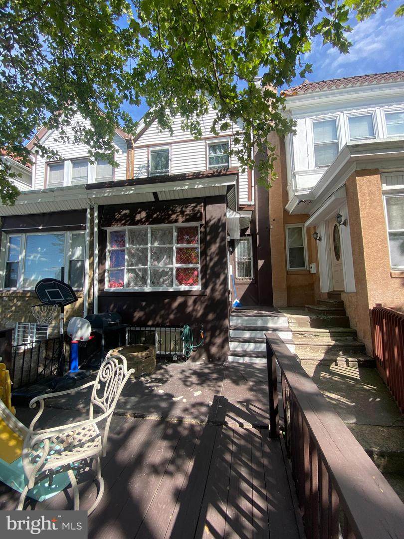 4765 Whitaker Avenue - Photo 1