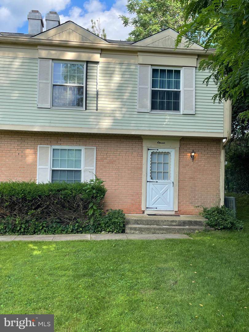 11 Woodenbridge Court - Photo 1