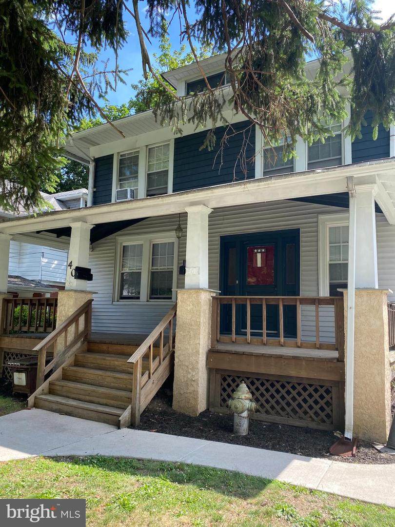 40 Logan Avenue - Photo 1