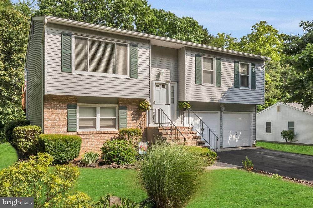 9 Deer Run Dr N - Photo 1