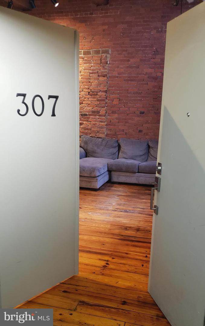 309-313 Arch Street - Photo 1