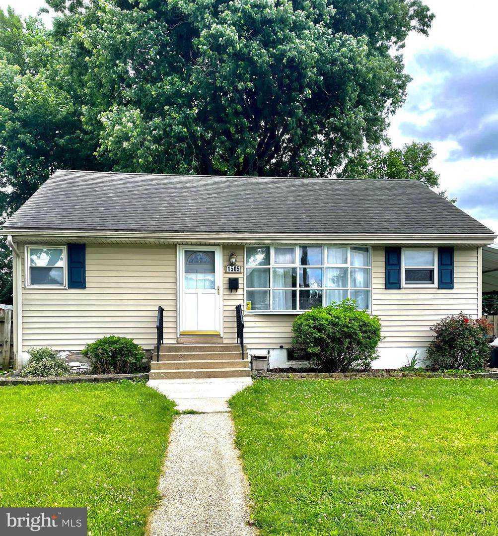 1505 Crestwood Road - Photo 1