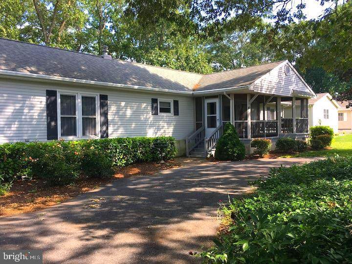 6 Breakwater Drive - Photo 1