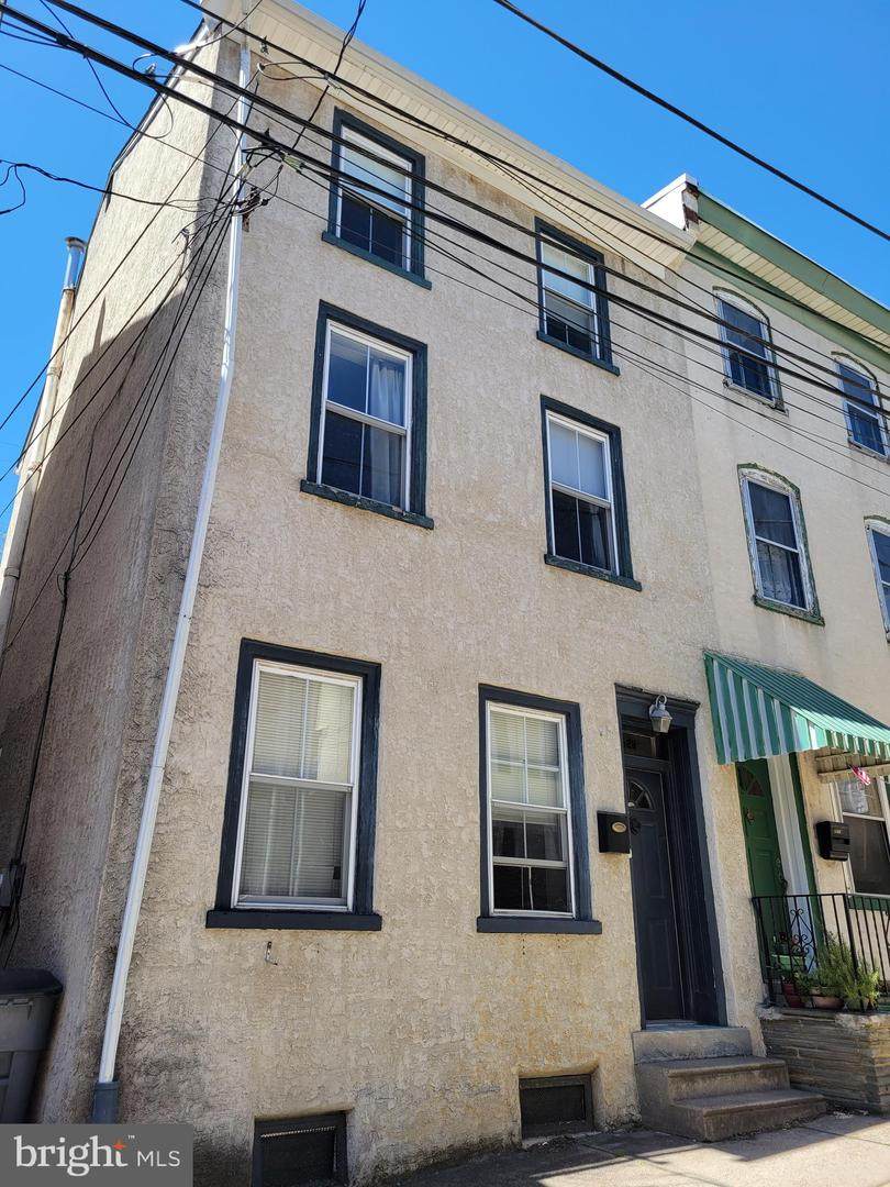 4528 Baker Street - Photo 1