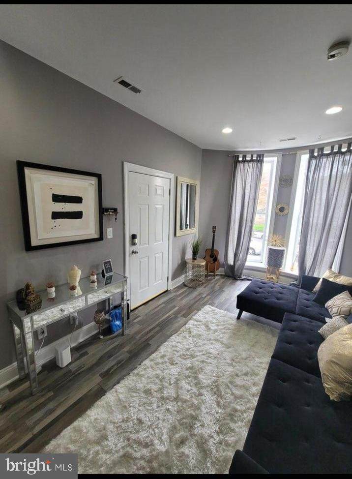 2248 Brookfield Avenue - Photo 1