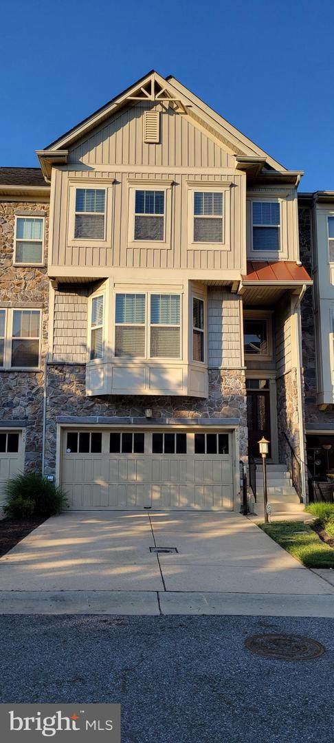 815 Freeland Court - Photo 1