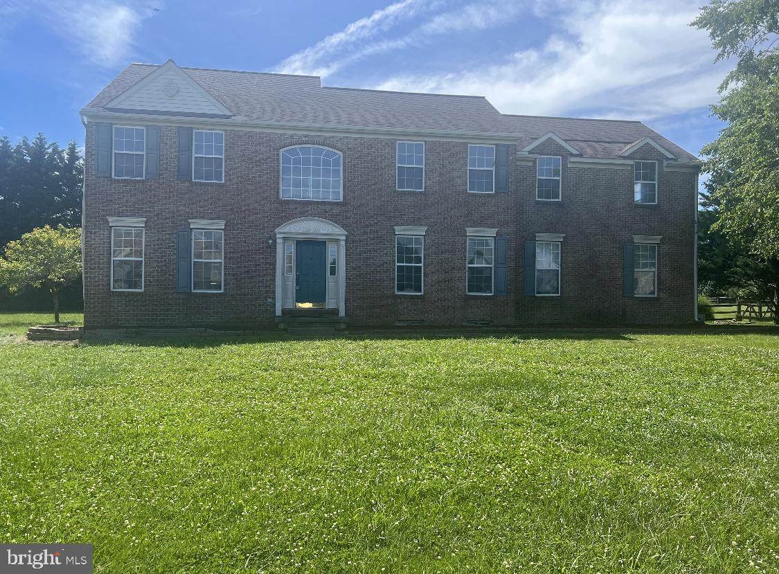 301 Wheatsheaf Drive - Photo 1