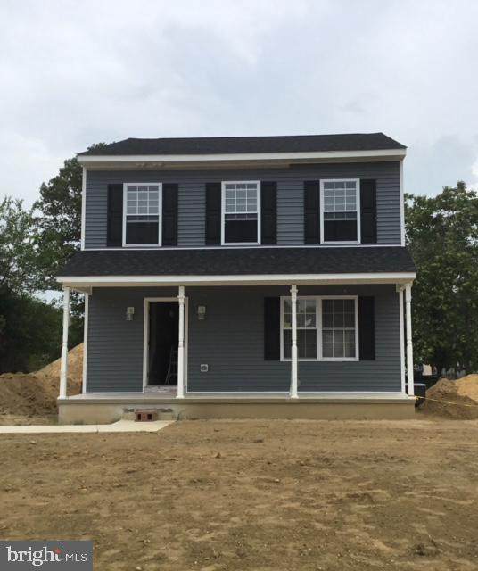 581 N.E. Boulevard - Photo 1