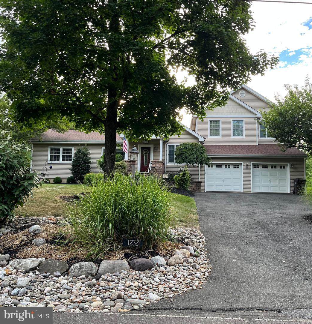 1232 Stump Road - Photo 1