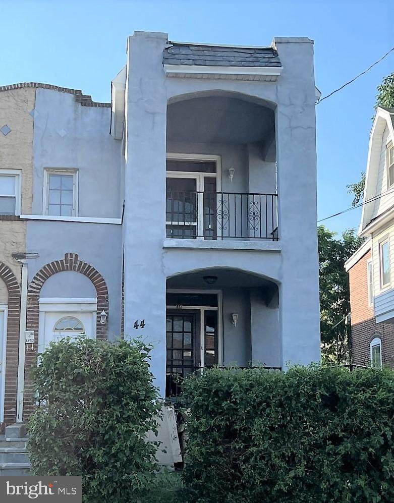 44 Holland Avenue - Photo 1