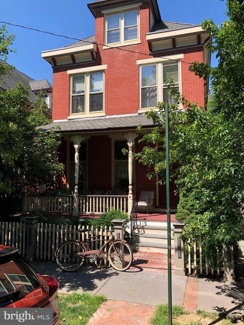 139 Union Street - Photo 1