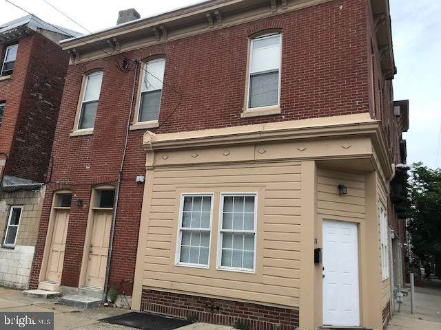 736 15TH Street - Photo 1