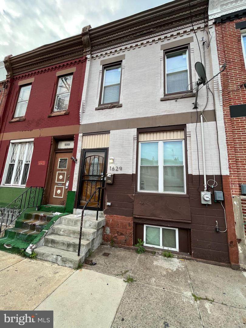 1629 29TH Street - Photo 1