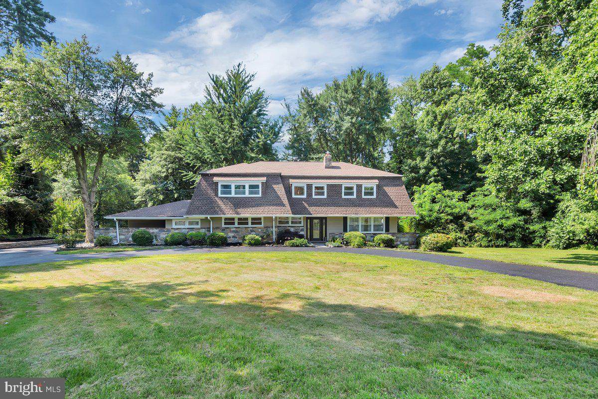 449 Cottage Avenue - Photo 1