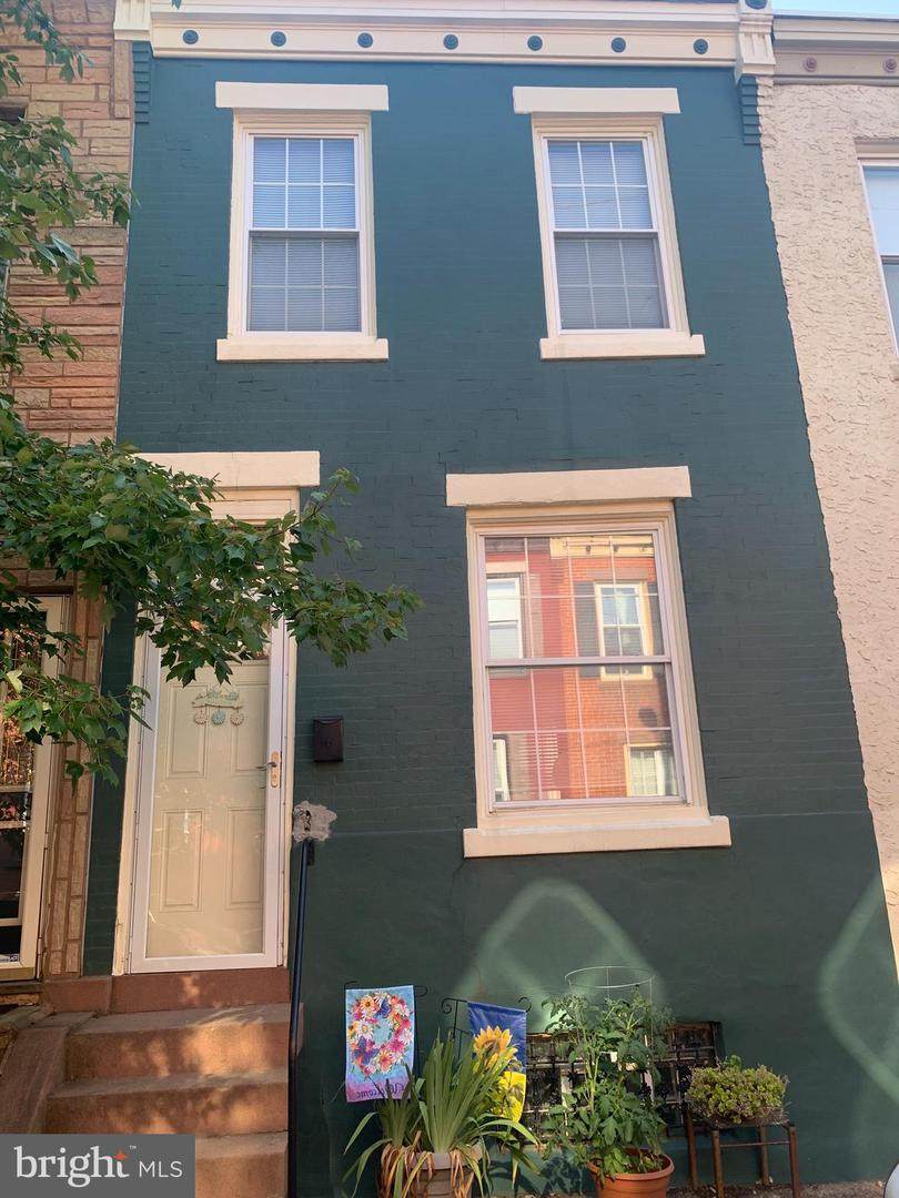 838 Stillman Street - Photo 1