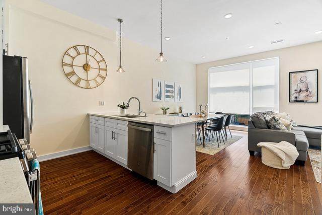 1115 Germantown Ave - Photo 1
