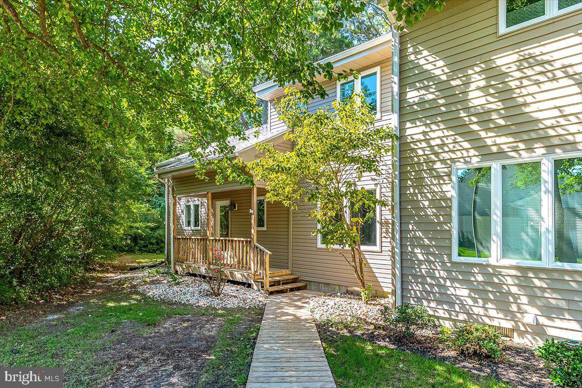 880 Garfield Parkway - Photo 1