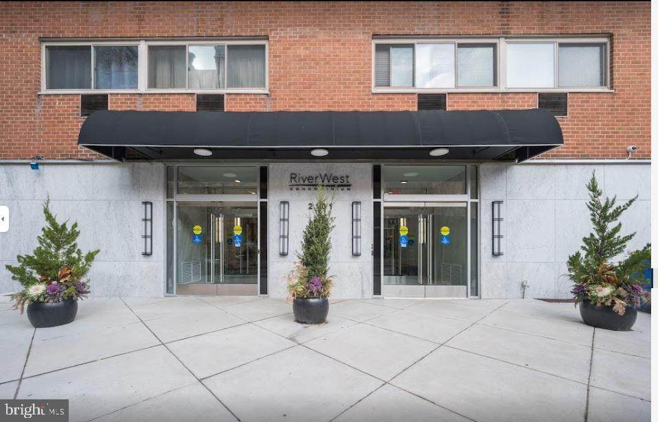 2101-17 Chestnut Street - Photo 1