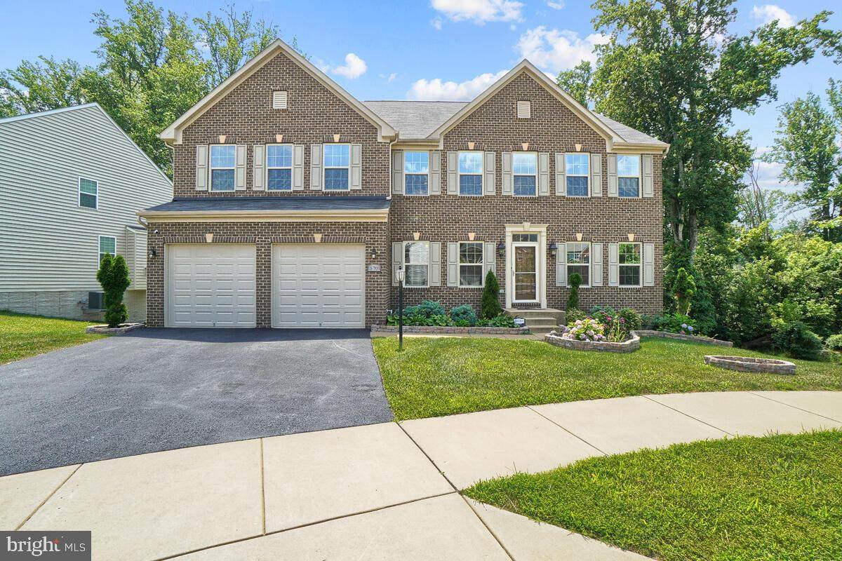 15701 Norus Street - Photo 1