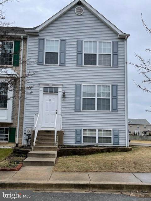 33 Versailles Court - Photo 1