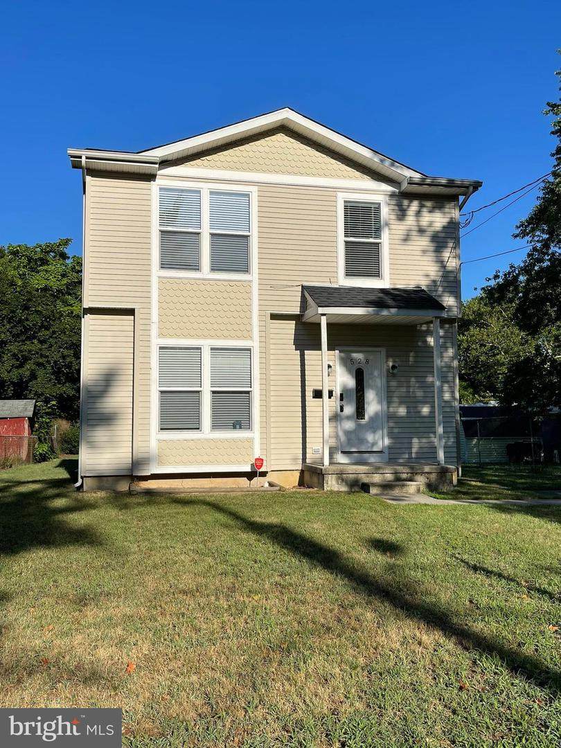 528 4TH Street - Photo 1