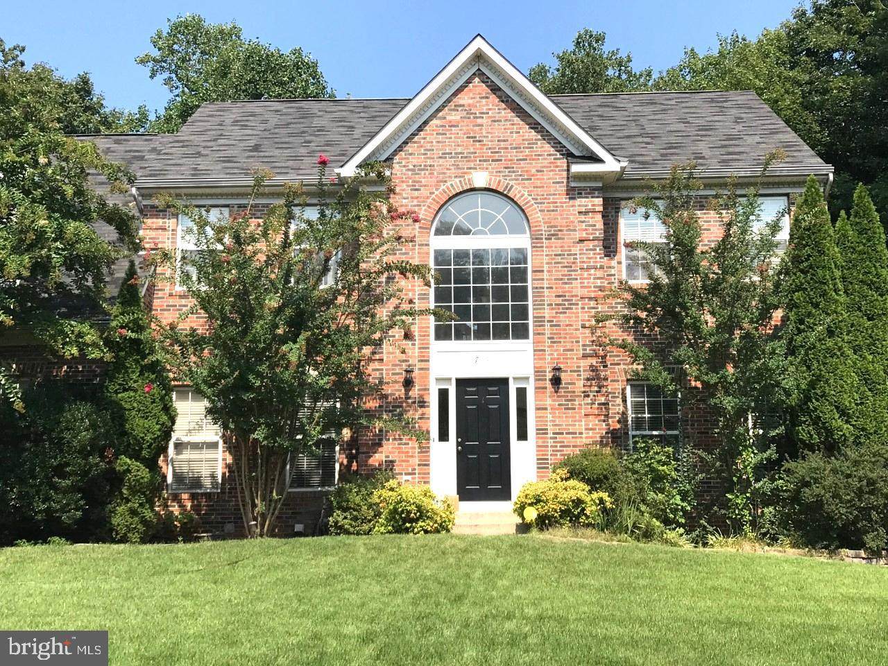 76 Crestwood Lane - Photo 1