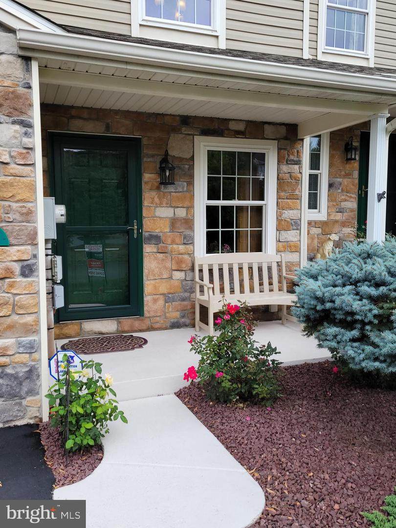 1216 Bent Creek Boulevard - Photo 1