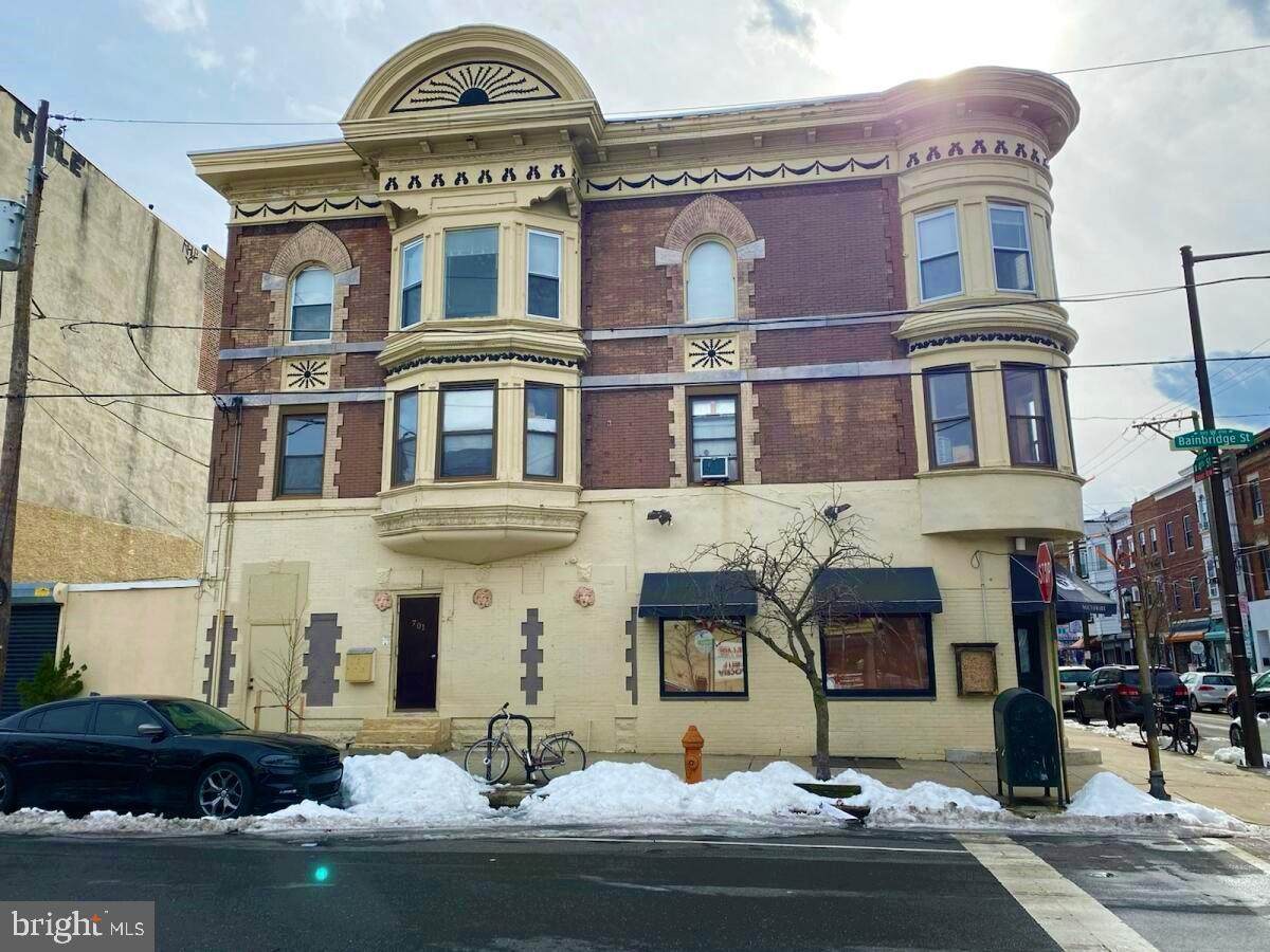 705 4TH Street - Photo 1