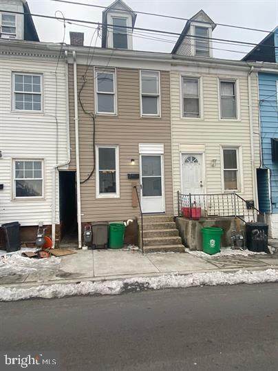 216 Sherman Street - Photo 1