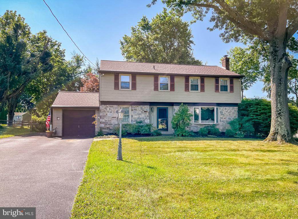 415 Fairhill Drive - Photo 1