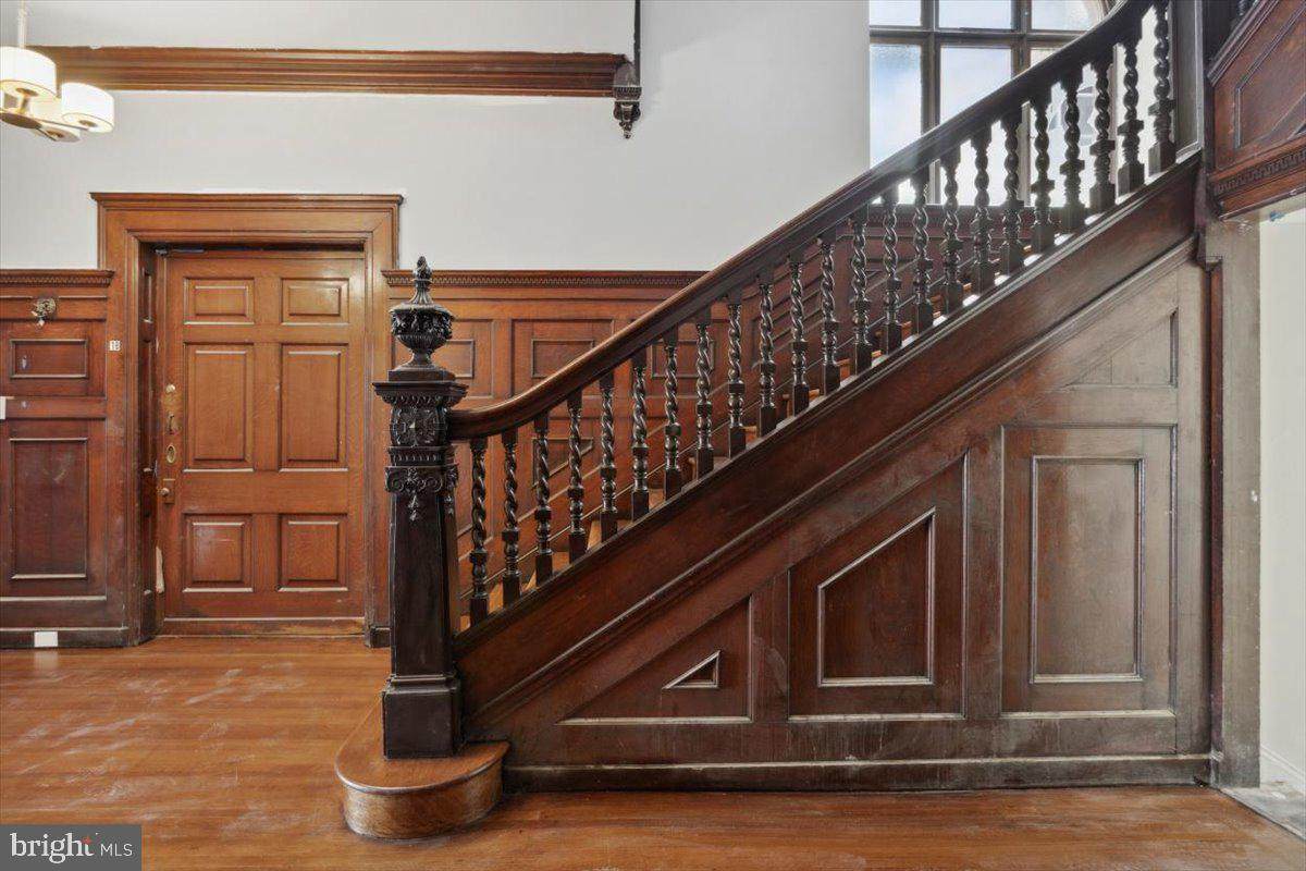 1924-26 Spruce Street - Photo 1