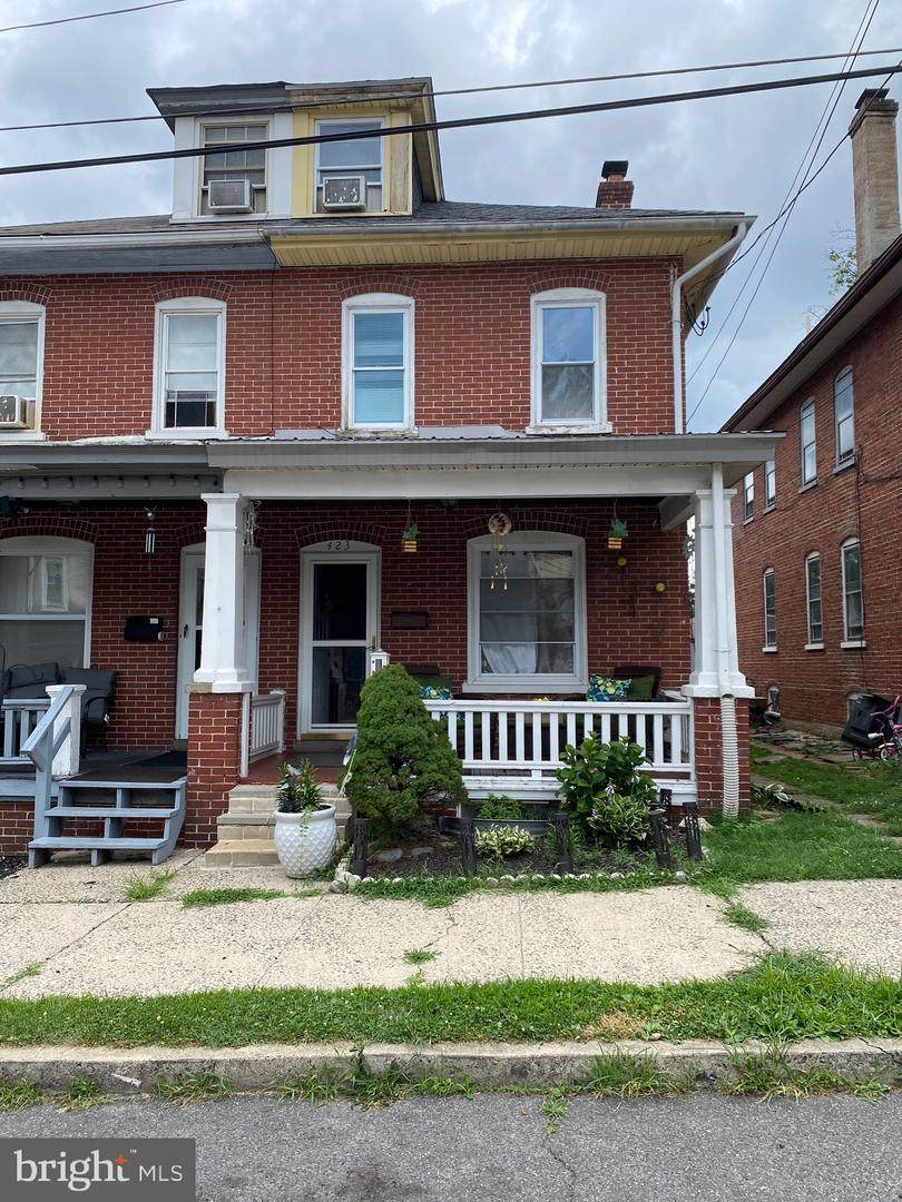 423 May Street - Photo 1
