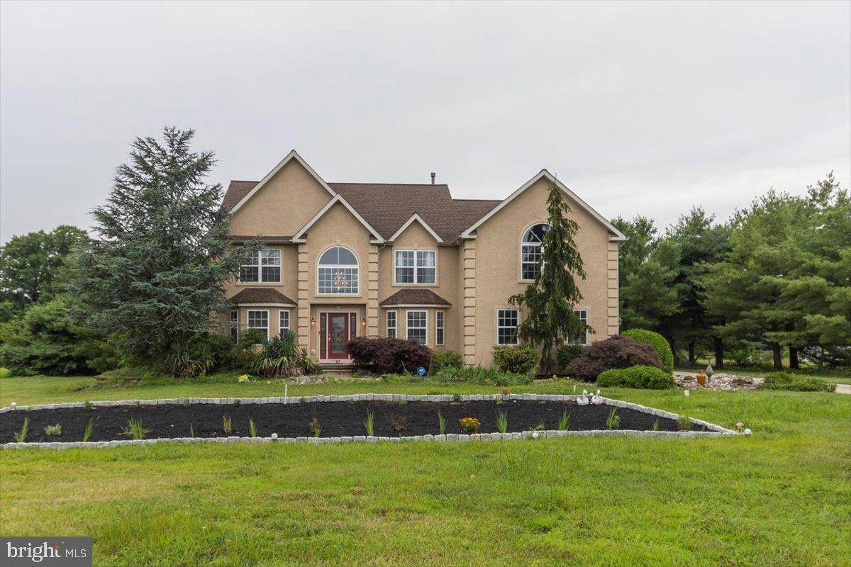 367 Rainey - Photo 1