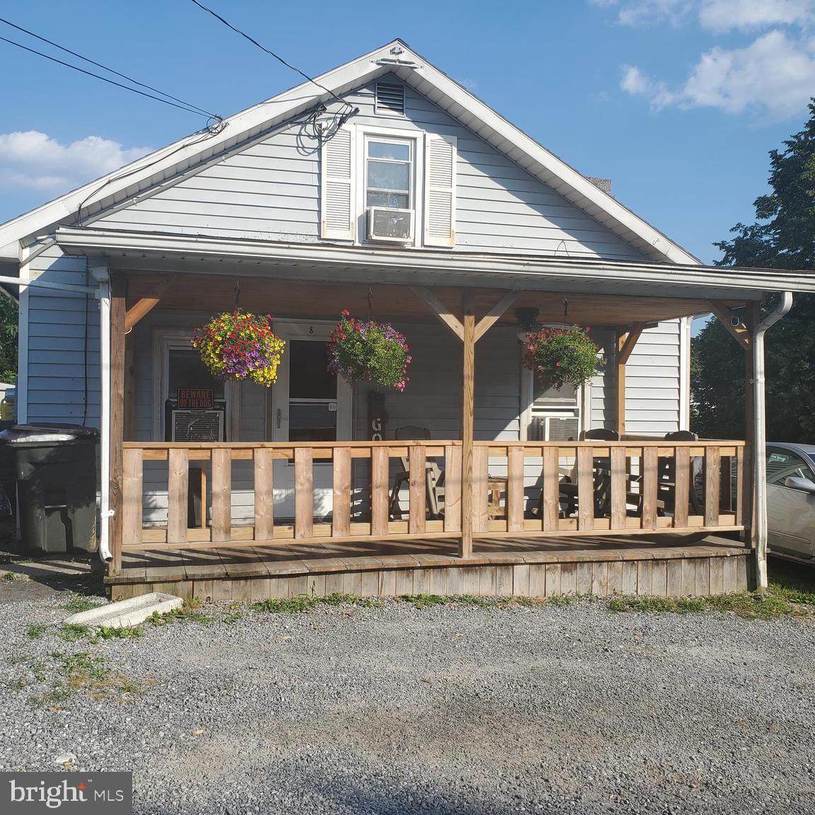 8 Spruce Lane - Photo 1