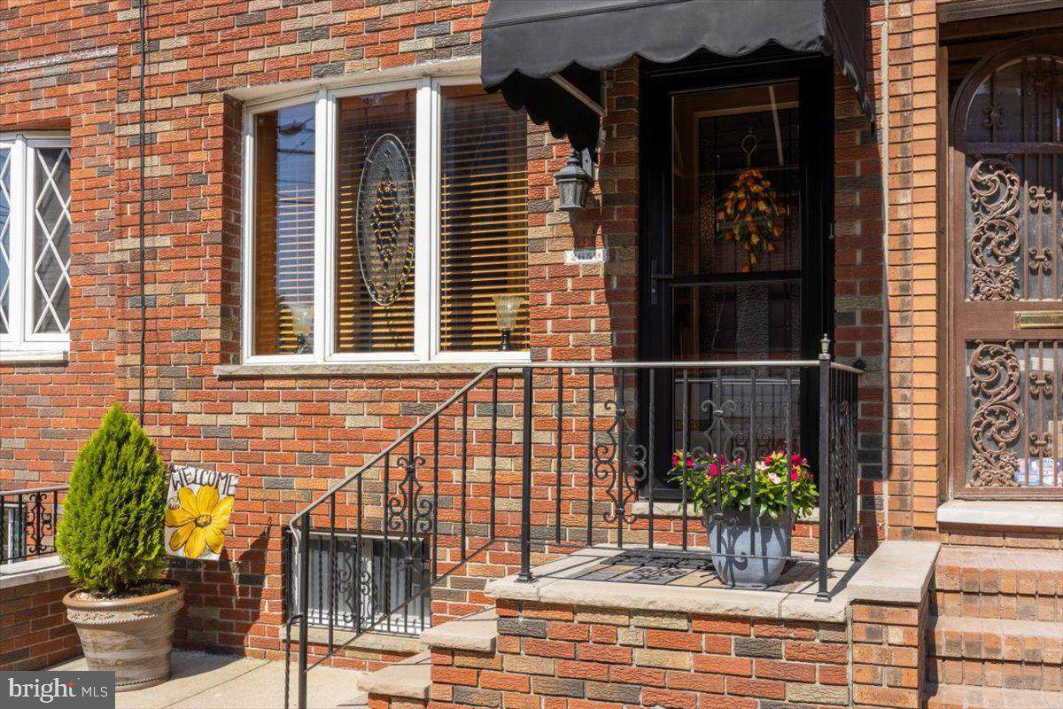 2650 Hicks Street - Photo 1
