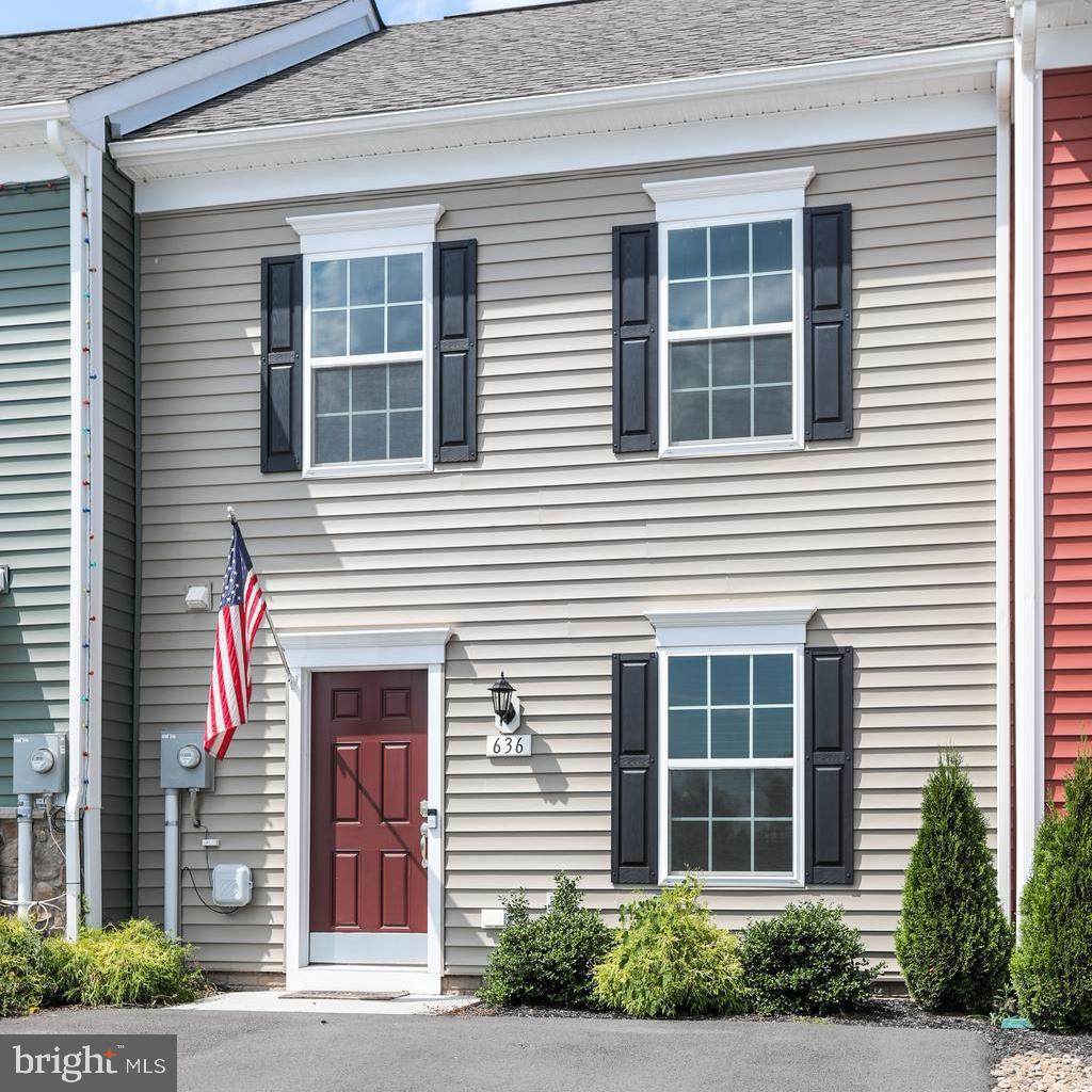 636 Thumper Drive - Photo 1