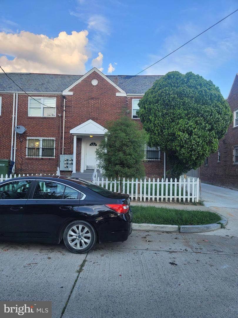 4811 4TH Street - Photo 1