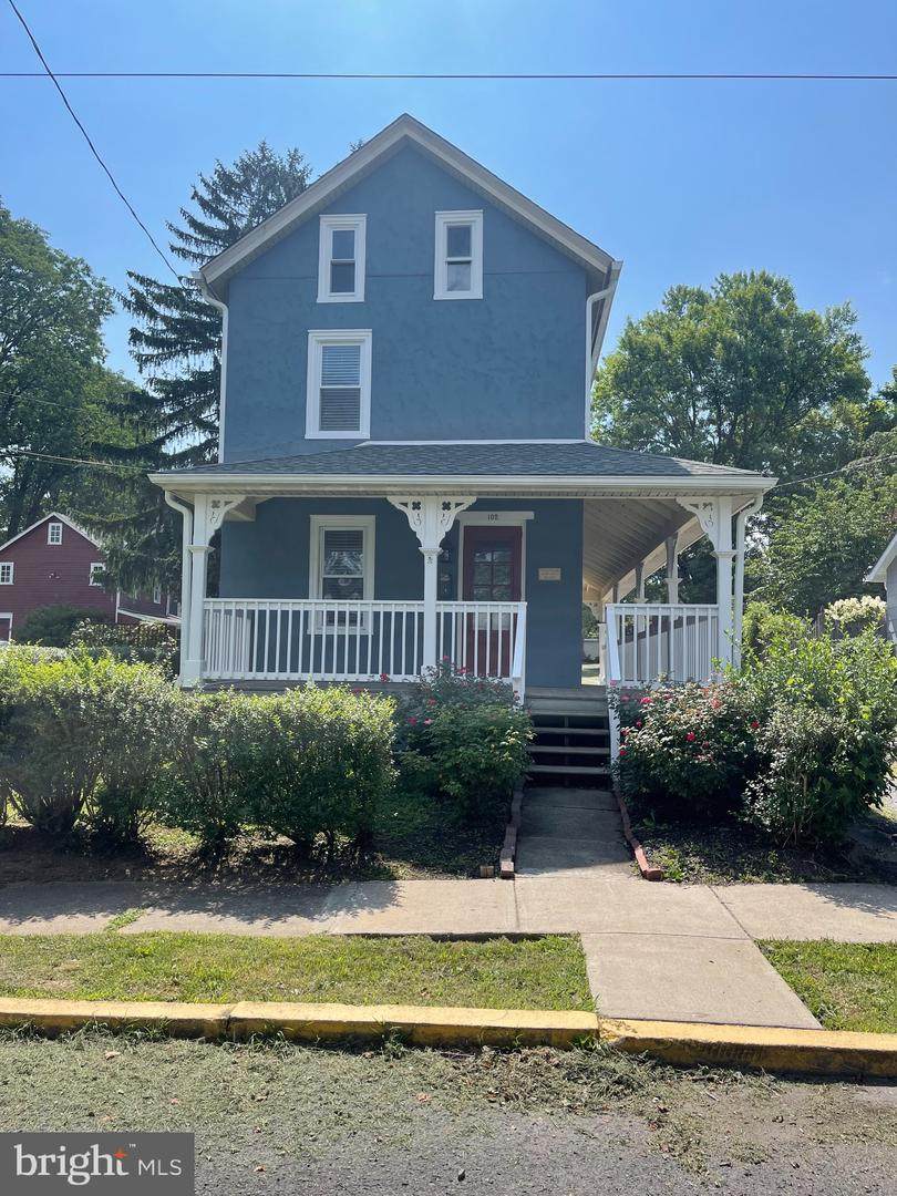 102 Decatur Street - Photo 1