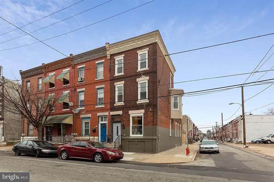 2031 20TH Street - Photo 1