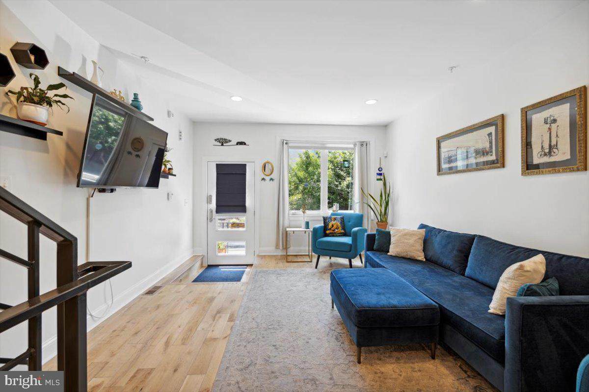2067 Fletcher Street - Photo 1