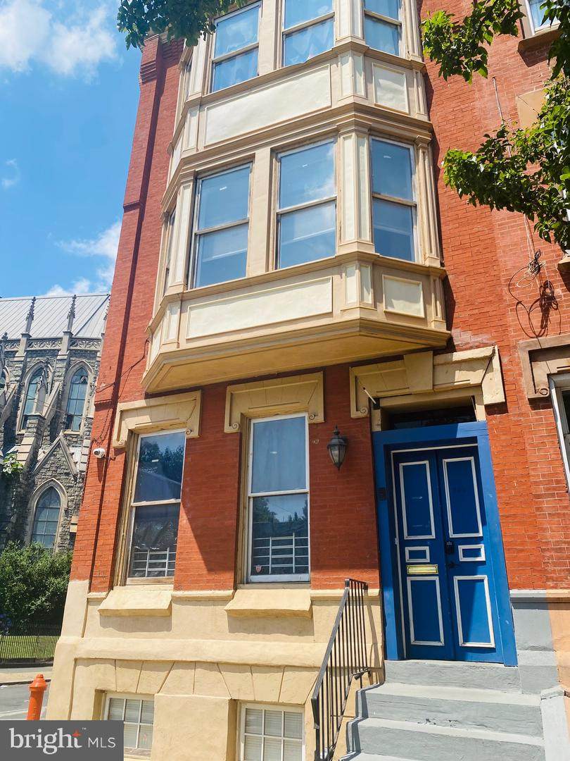 1745 Diamond Street - Photo 1