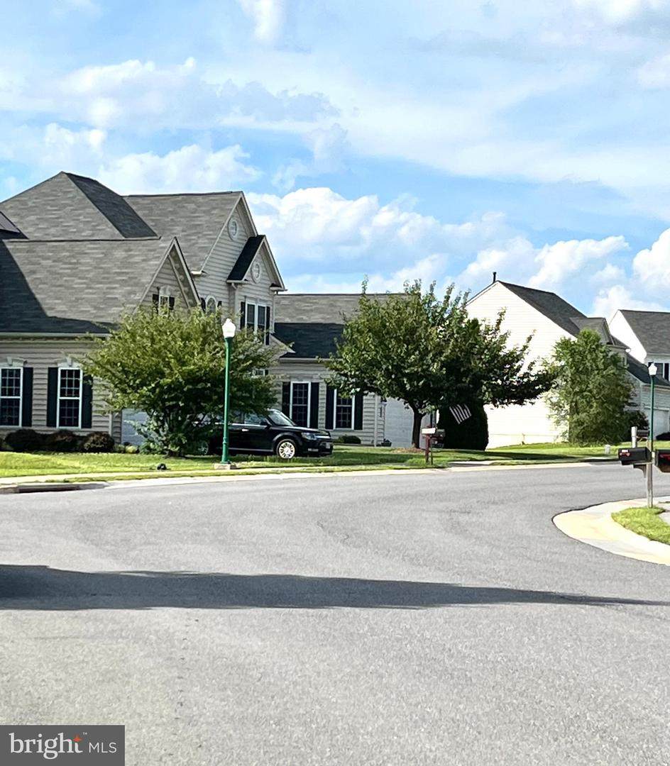 Princess Caroline Court - Photo 1