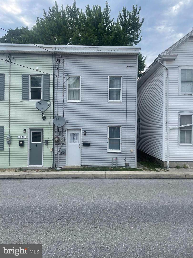233 Baltimore Street - Photo 1