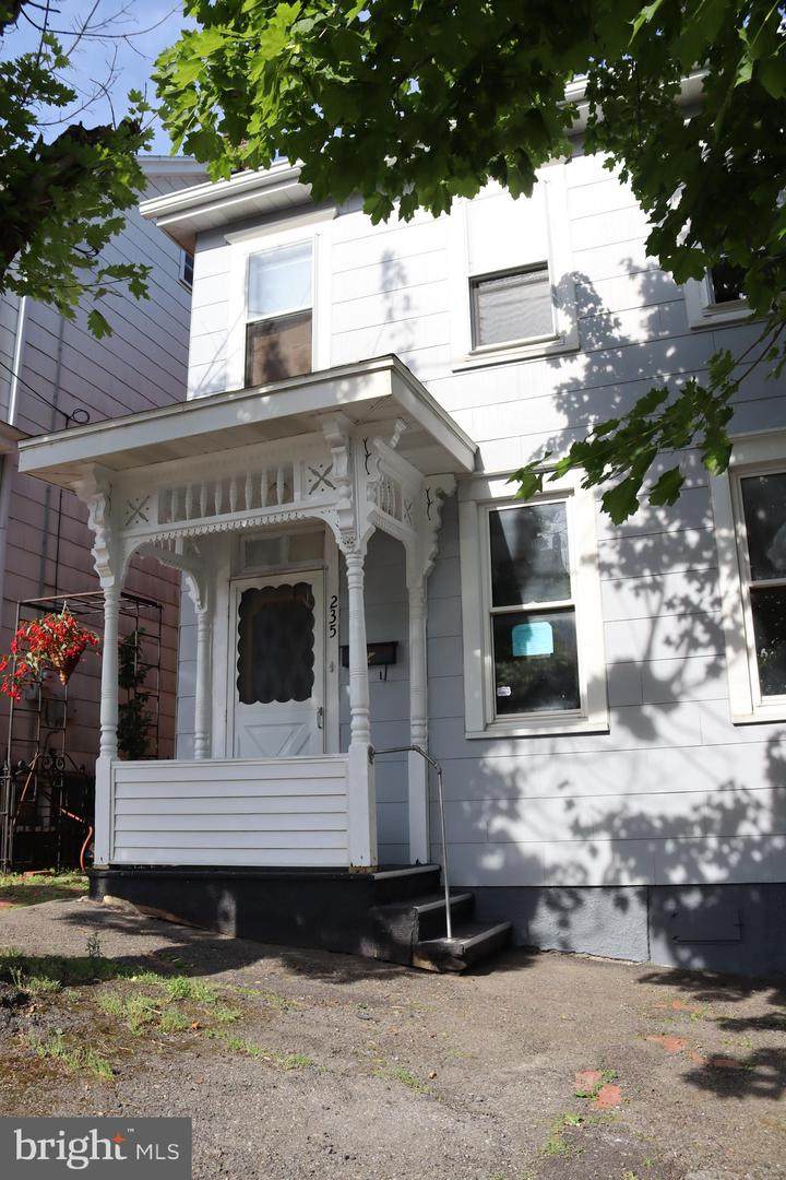 235 Lehigh Street - Photo 1