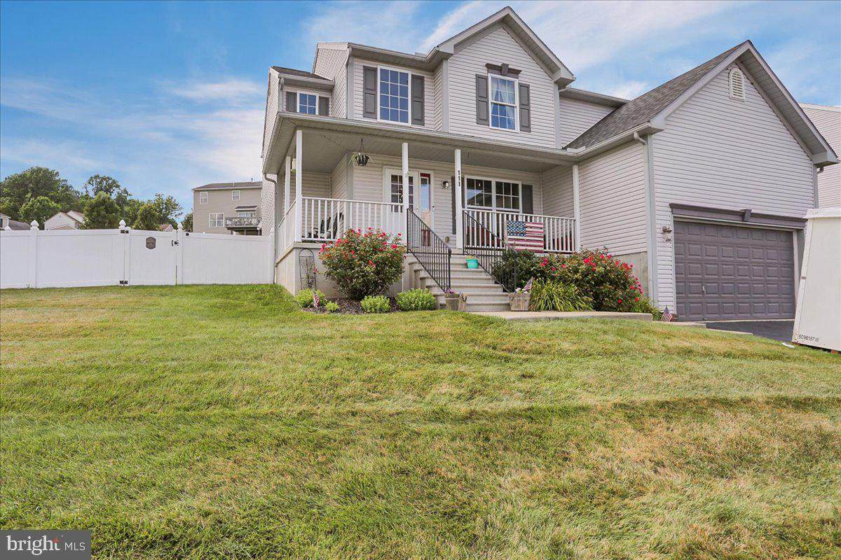 111 Crestview Drive - Photo 1