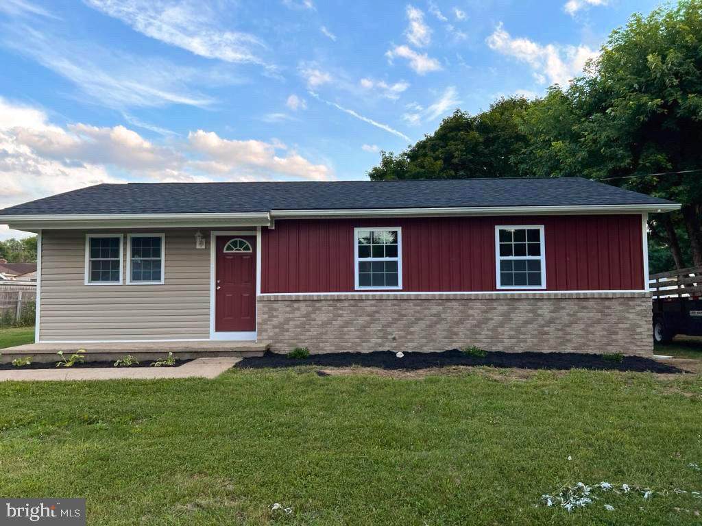 3 Randolph Road - Photo 1