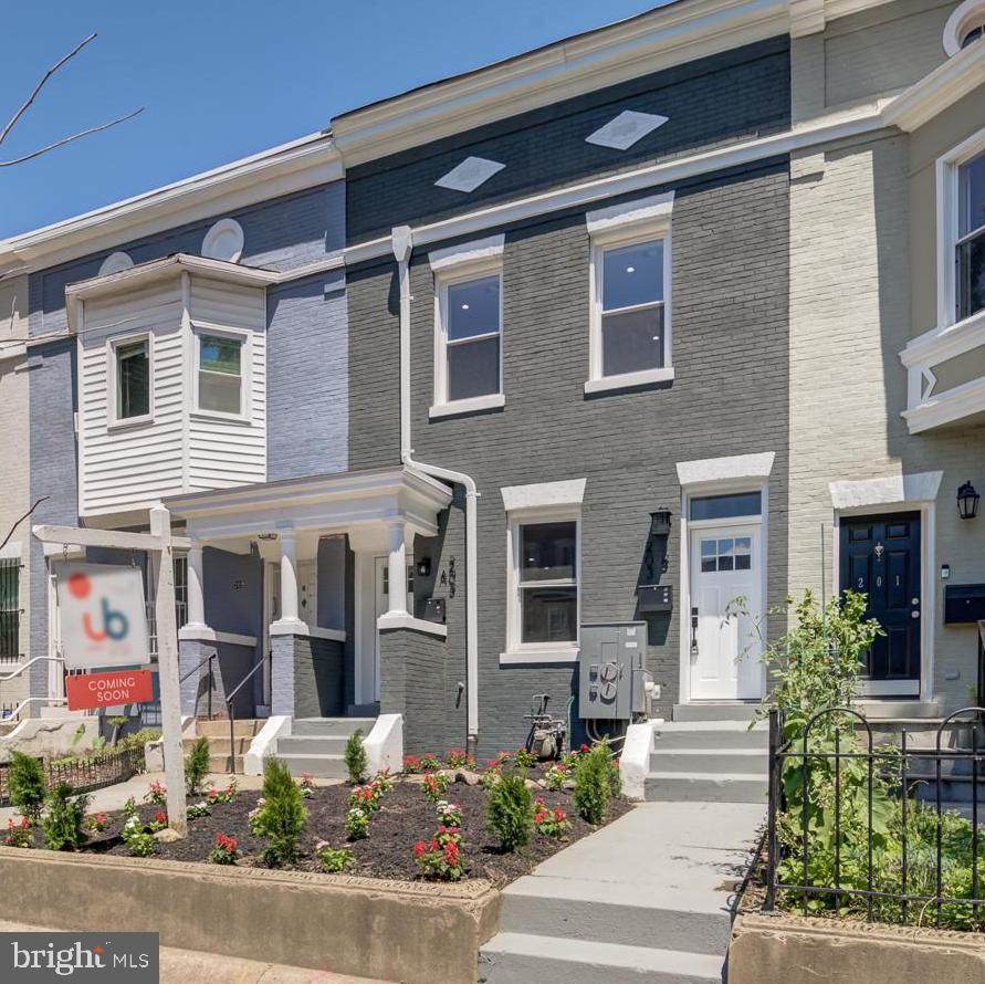 203 P Street - Photo 1